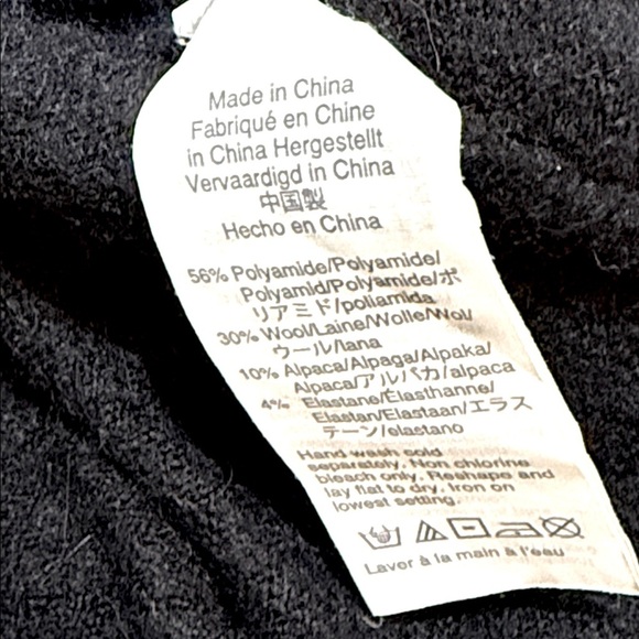 J. CREW  Black Turtleneck Sweater in  Supersoft Yarn AF023 sz S - Picture 6 of 7